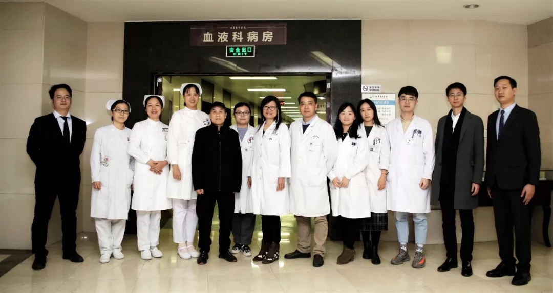 我们是一家人——成蜀电力集团工会主席张辉一行携爱心款慰问陈显达