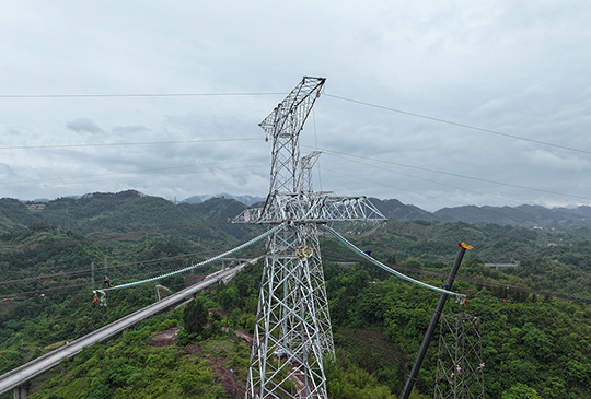  助力渝昆高铁建设 ±800kV锦苏线迁改工程顺利竣工