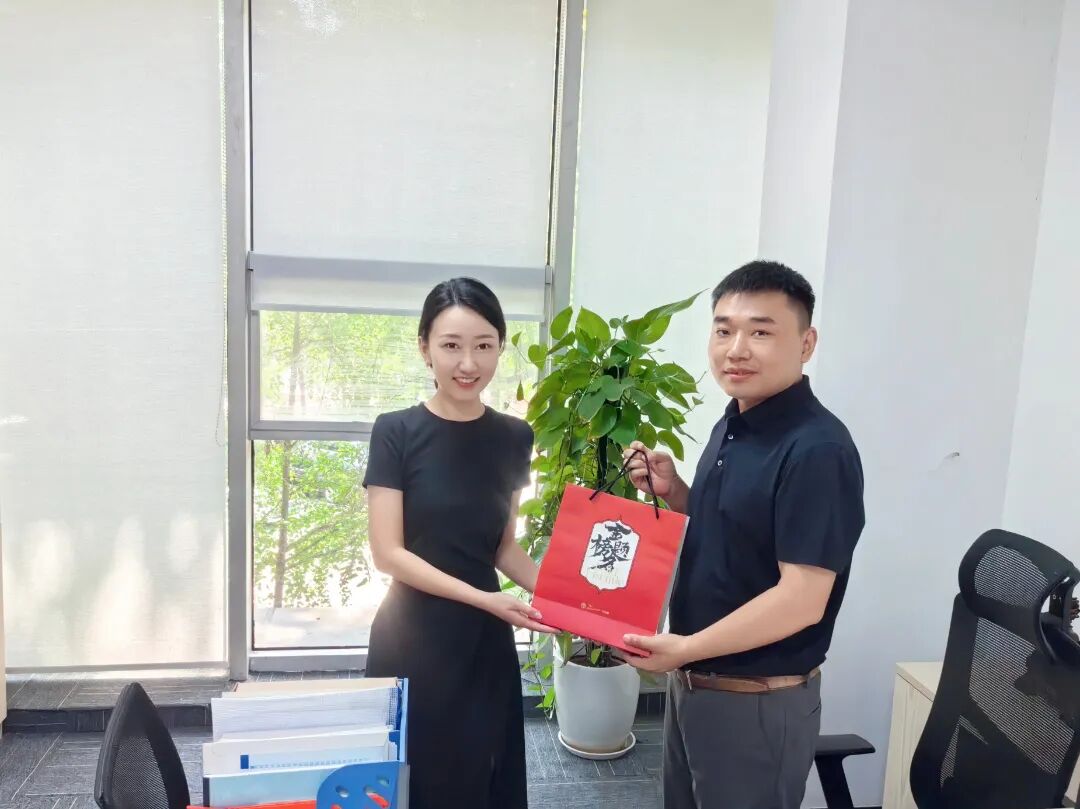 金榜题名传捷报 工会关怀送温情—成蜀电力集团工会恭贺员工子女中考金榜题名